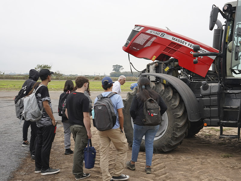 Tecnicatura Universitaria en Industria y Tecnología de la Maquinaria Agrícola